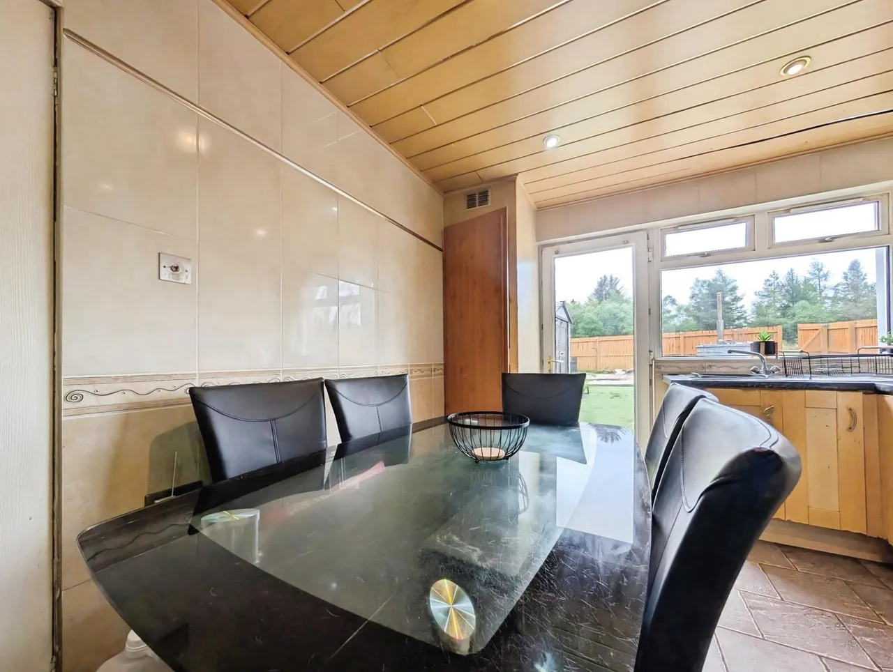 Carvale Avenue, Salsburgh, ML7, photo 12