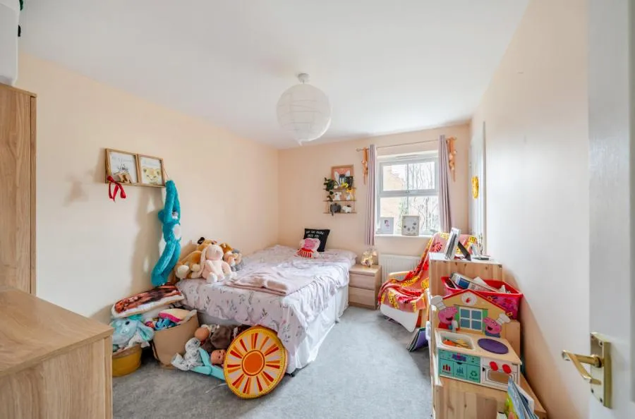 Lavinia Walk, Swindon, SN25, photo 13