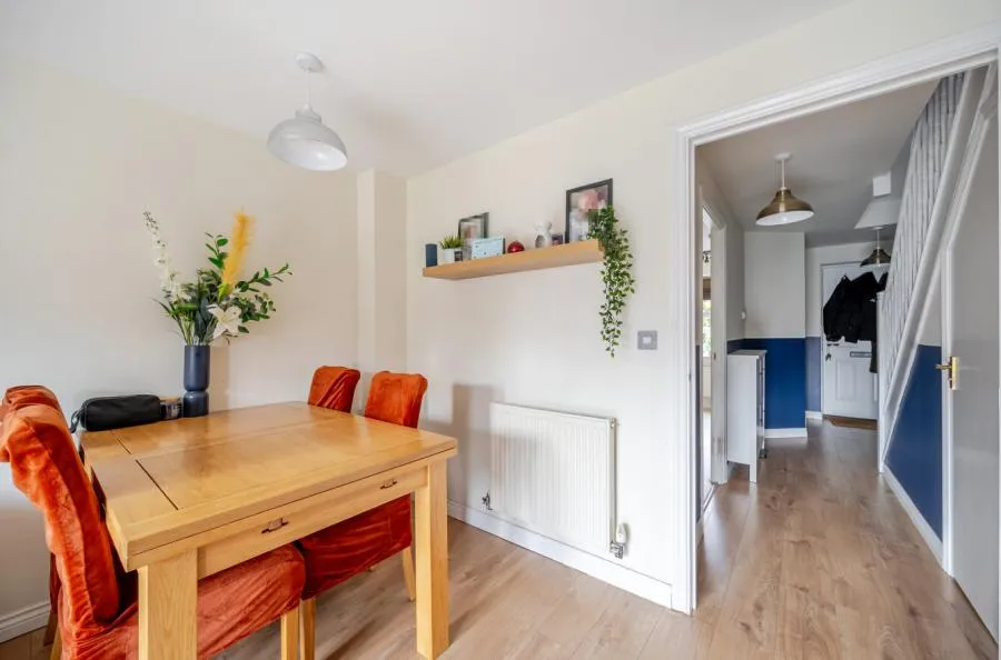 Lavinia Walk, Swindon, SN25, photo 3