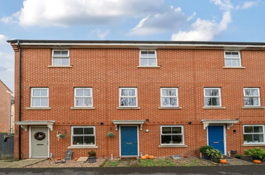 Lavinia Walk, Swindon, SN25, photo 2