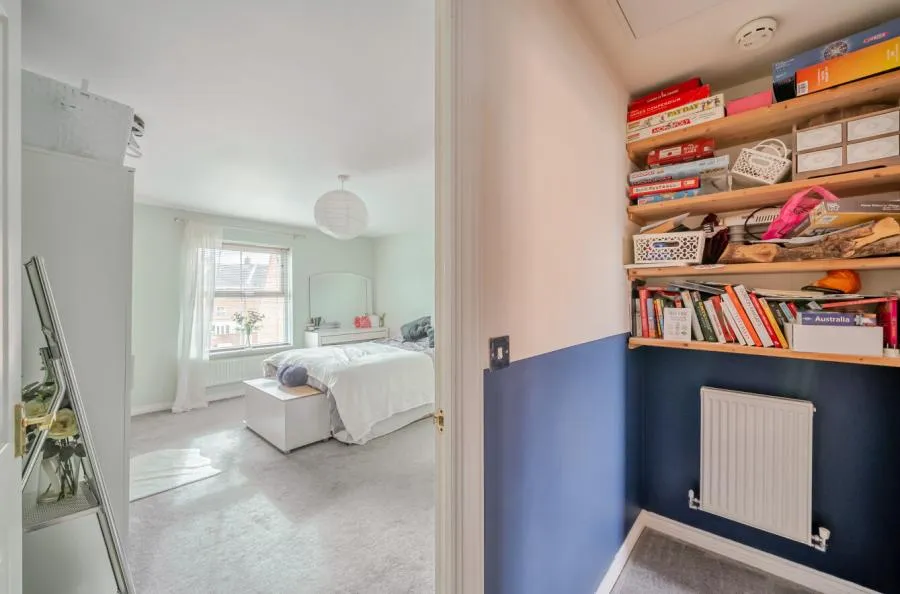Lavinia Walk, Swindon, SN25, photo 9
