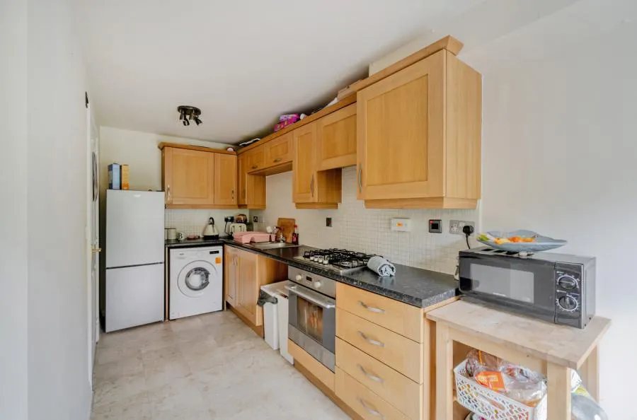 Lavinia Walk, Swindon, SN25, photo 5