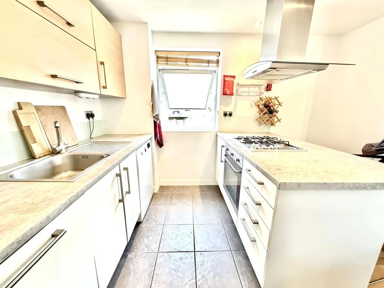2 bed flat to rent — Clematis Apartments, Bow E3