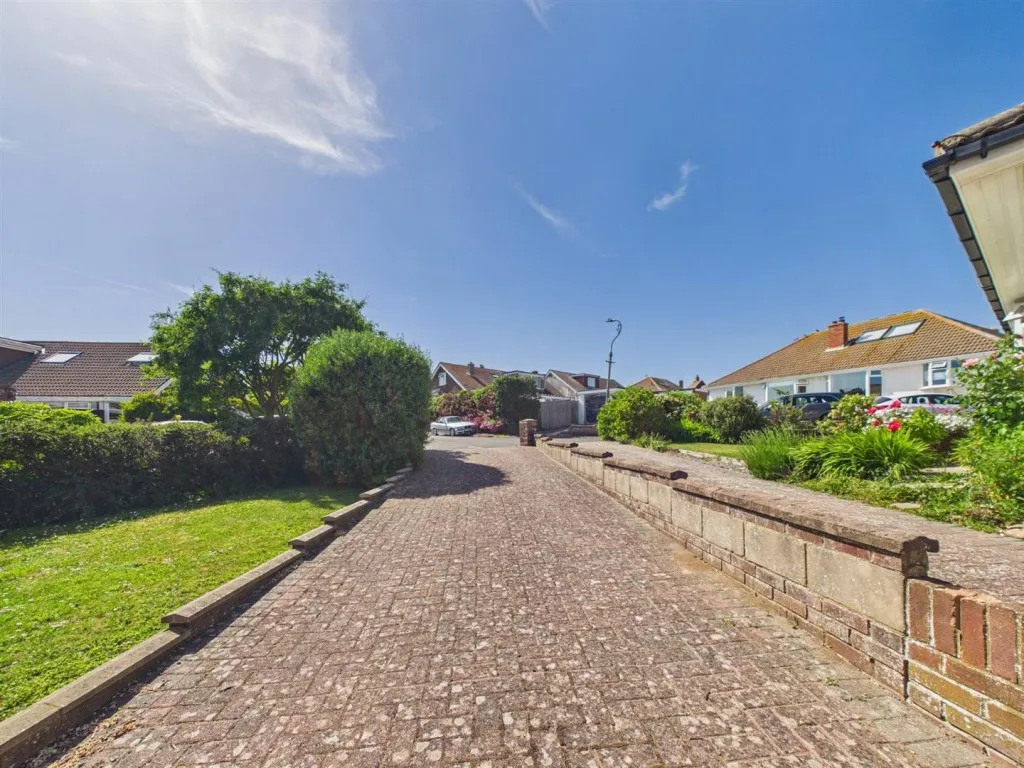 Highview Road, Telscombe Cliffs, BN10, photo 15