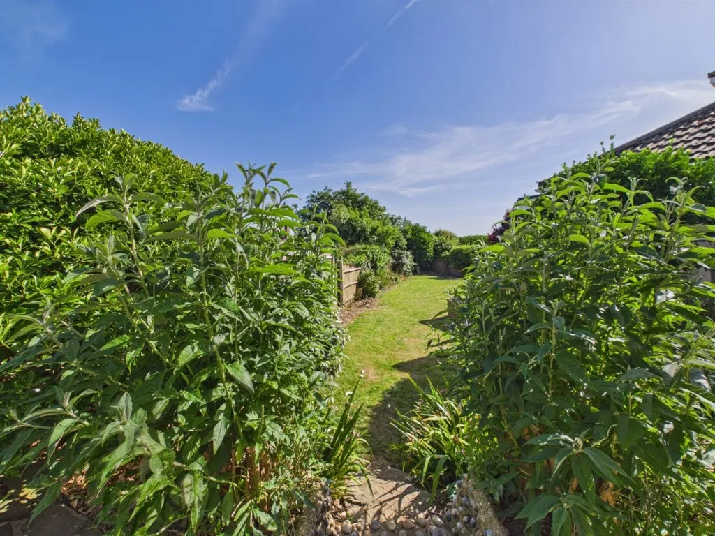 Highview Road, Telscombe Cliffs, BN10, photo 22