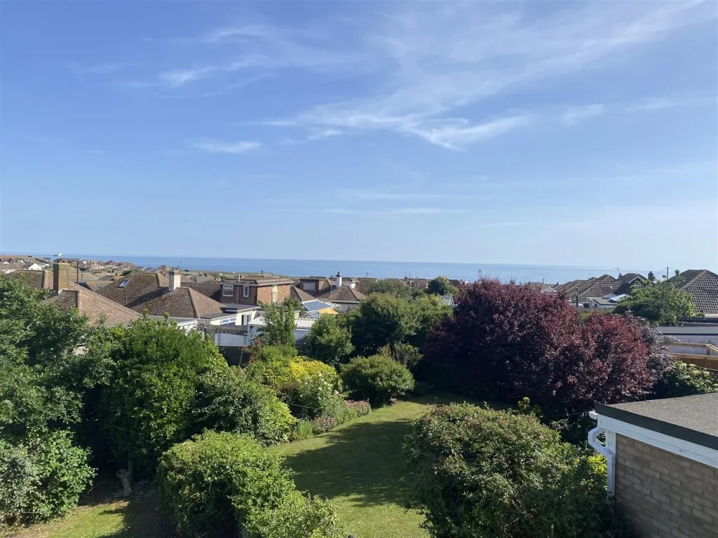 2 bed house for sale, Highview Road, Telscombe Cliffs, BN10