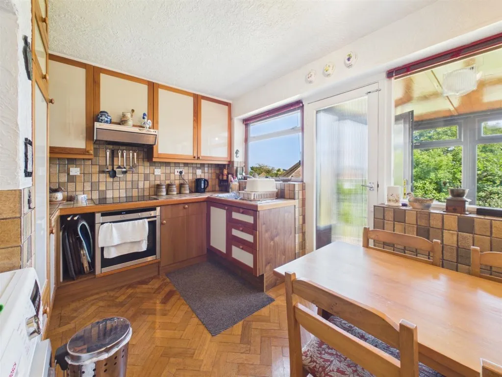 Highview Road, Telscombe Cliffs, BN10, photo 5