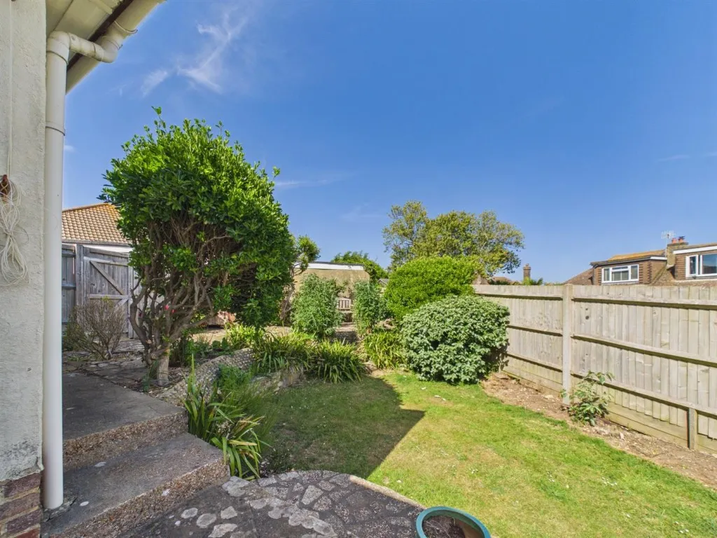 Highview Road, Telscombe Cliffs, BN10, photo 18