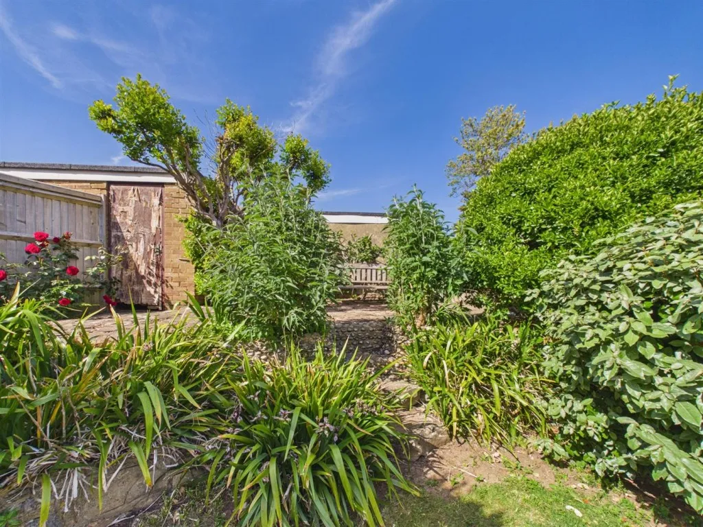 Highview Road, Telscombe Cliffs, BN10, photo 21