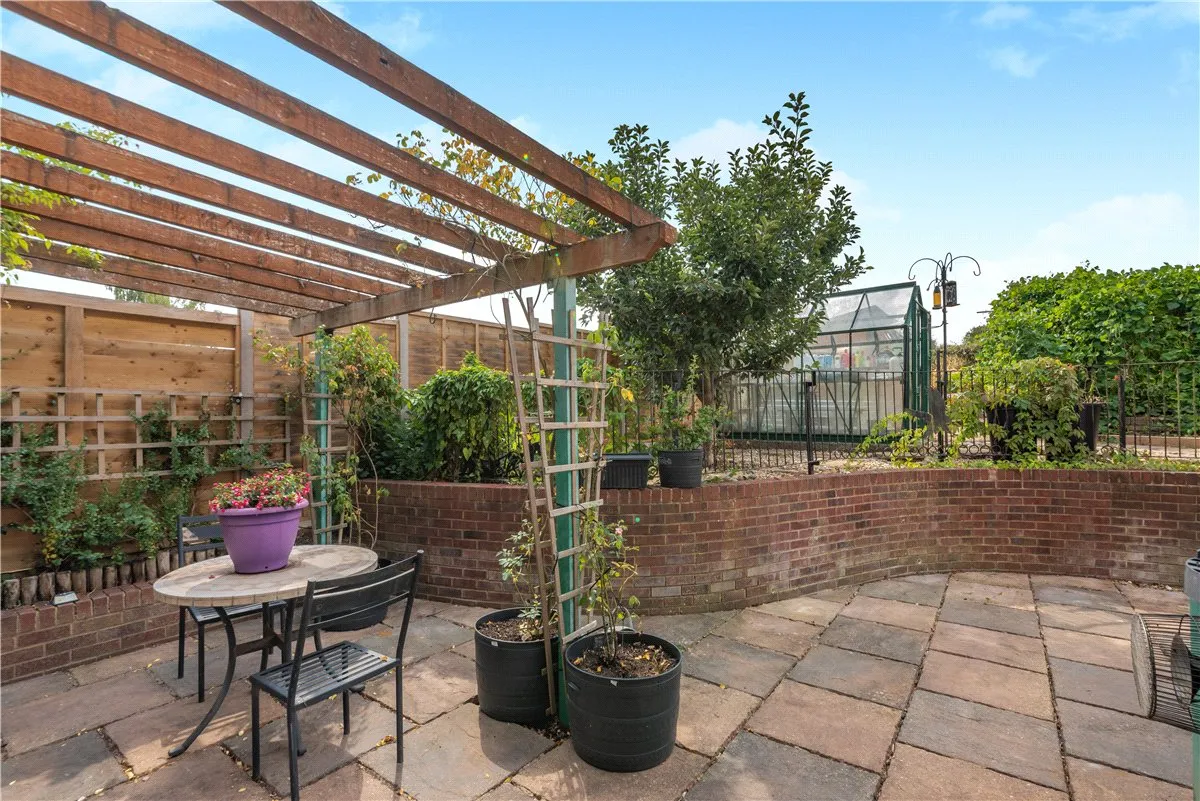 Roberts Road, Barton Stacey, SO21, photo 10