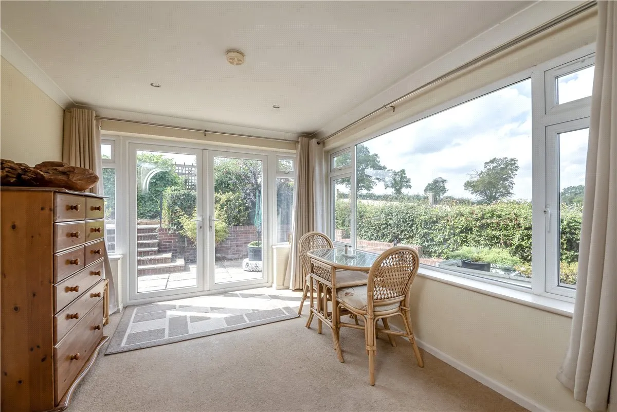 Roberts Road, Barton Stacey, SO21, photo 7