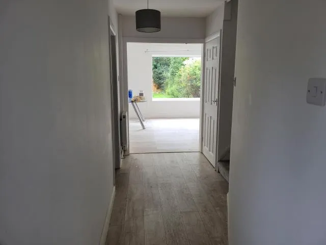 Queens Terrace, Thames Ditton, KT7, photo 3