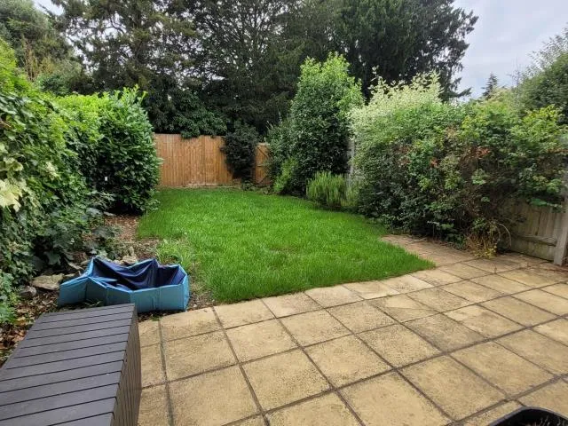 Queens Terrace, Thames Ditton, KT7, photo 13