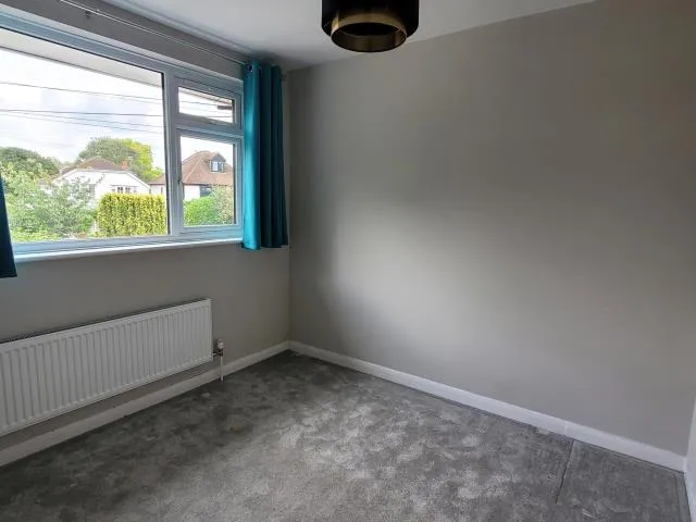 Queens Terrace, Thames Ditton, KT7, photo 8
