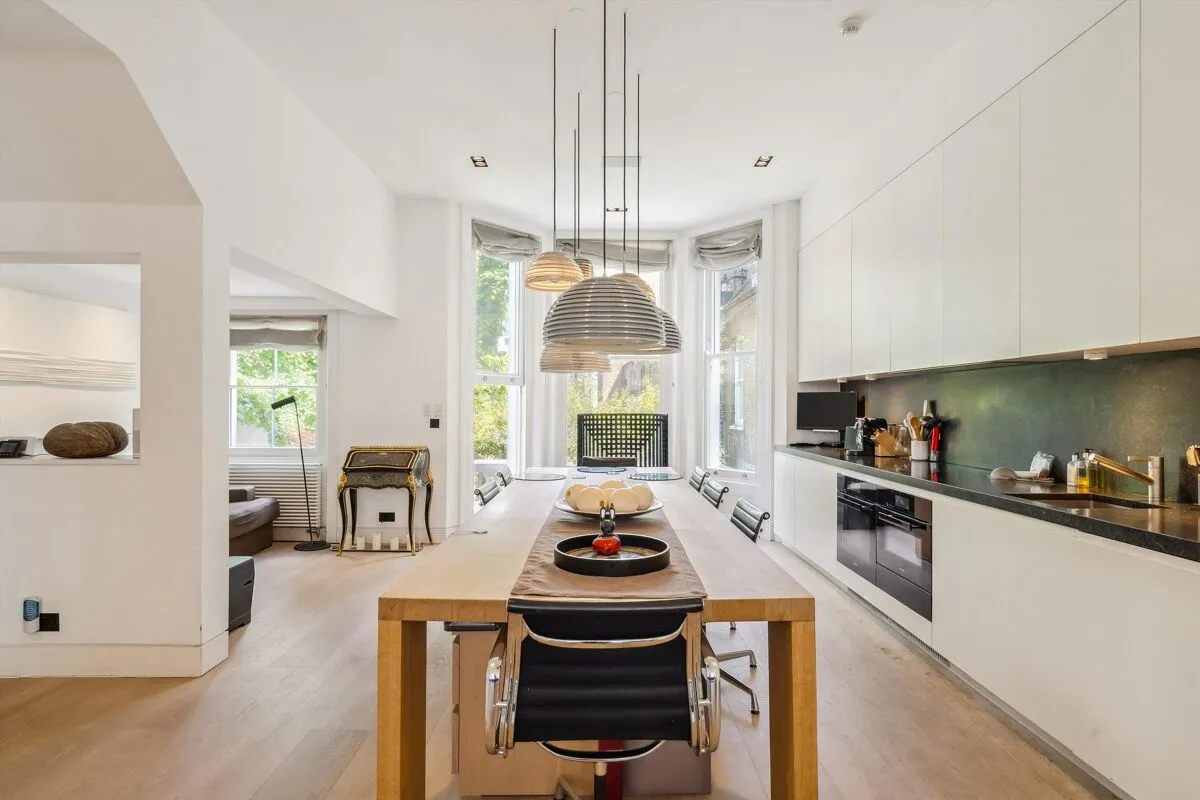 2 bed flat for sale, Coleherne Road, London, SW10
