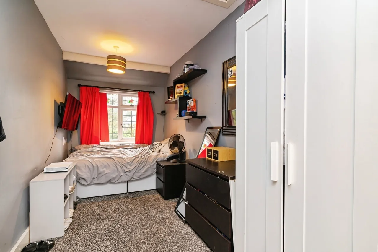 Church Road, Burton Joyce, NG14, photo 12