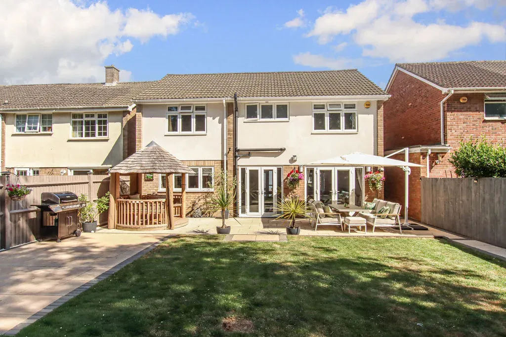 Crossfell Road, Hemel Hempstead, Hertfordshire, HP3 8RQ, photo 2
