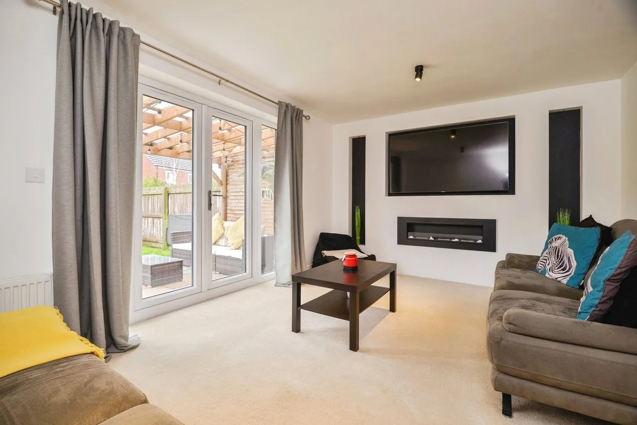 Meadowfields, Morton on Swale, Northallerton, North Yorkshire, DL7, photo 4