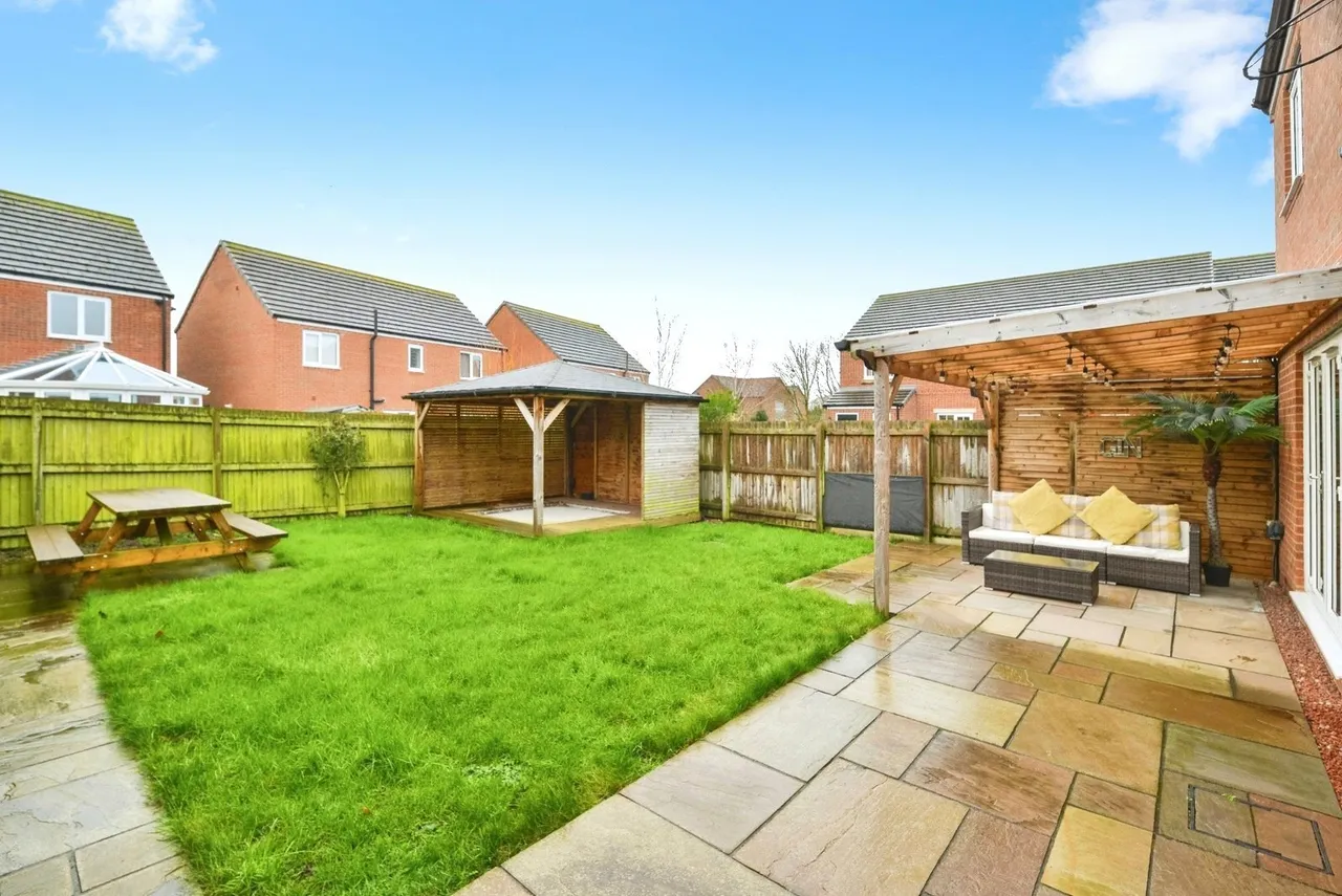 Meadowfields, Morton on Swale, Northallerton, North Yorkshire, DL7, photo 3