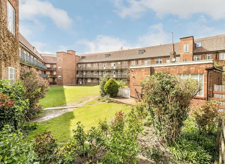 Shirehall Lane, Hendon, NW4, photo 7