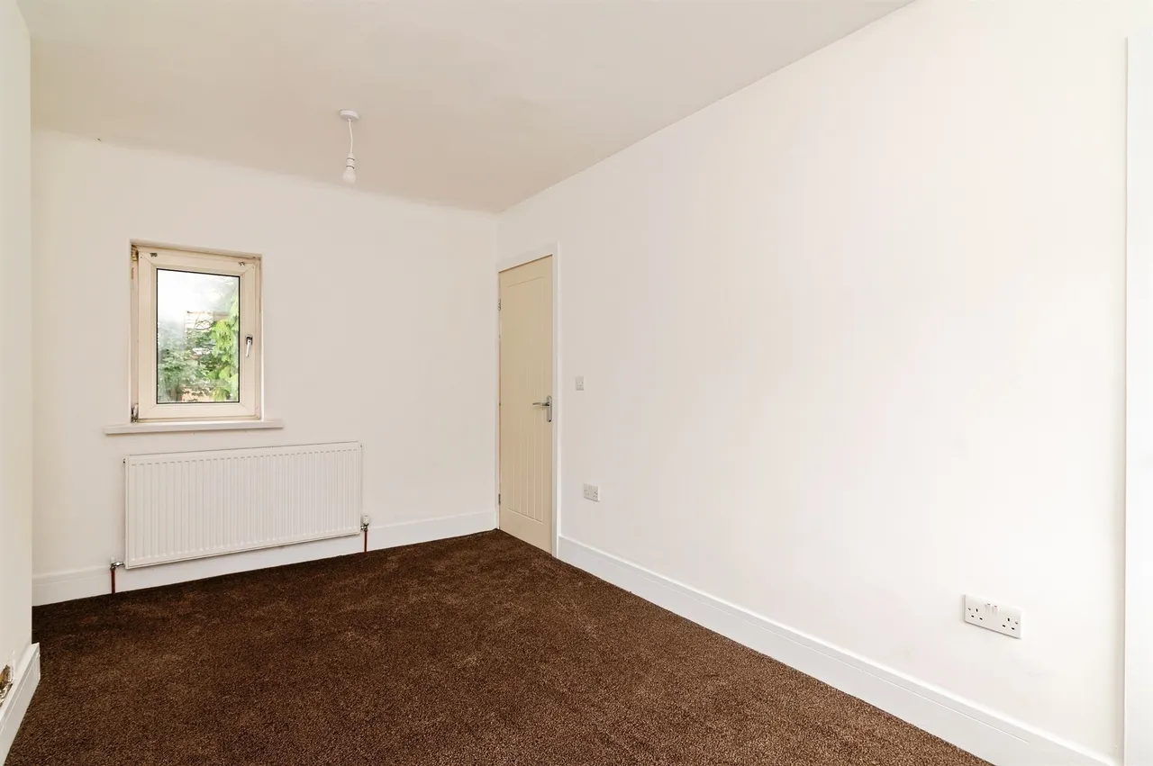 Tilbury Rise, Nottingham, NG8, photo 13