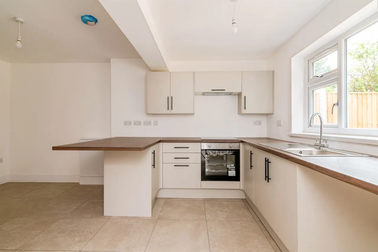 Tilbury Rise, Nottingham, NG8, photo 3
