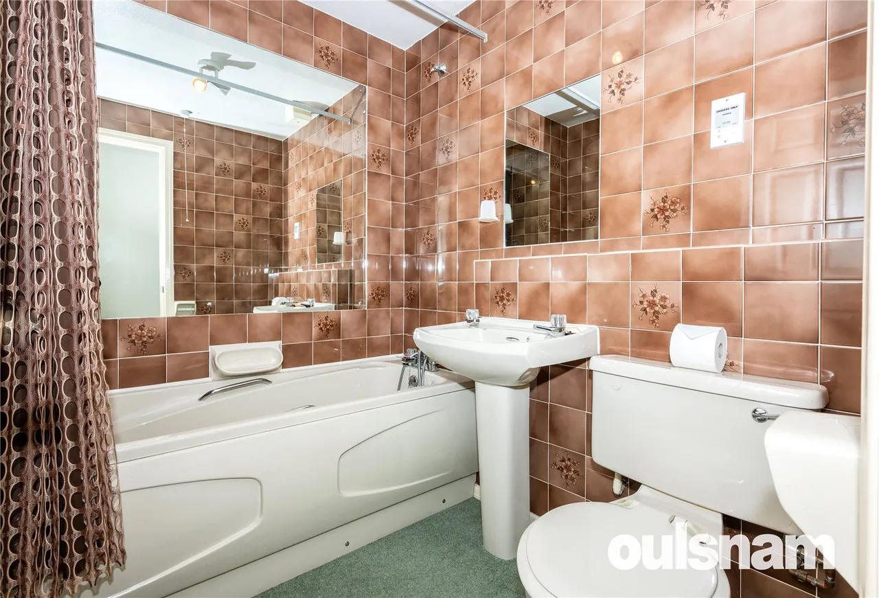 Fairford Close, Church Hill North, Redditch, Worcestershire, B98 9LU, photo 15