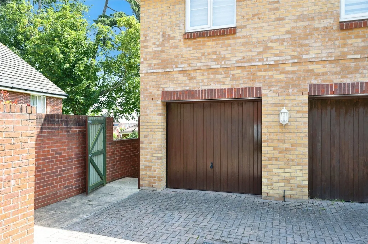 Portsdown View, Havant, PO9, photo 16