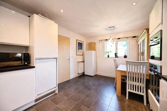 Portsdown View, Havant, PO9, photo 5