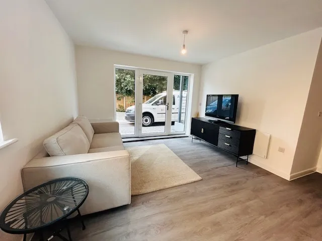Clivemont Road, MAIDENHEAD, photo 6