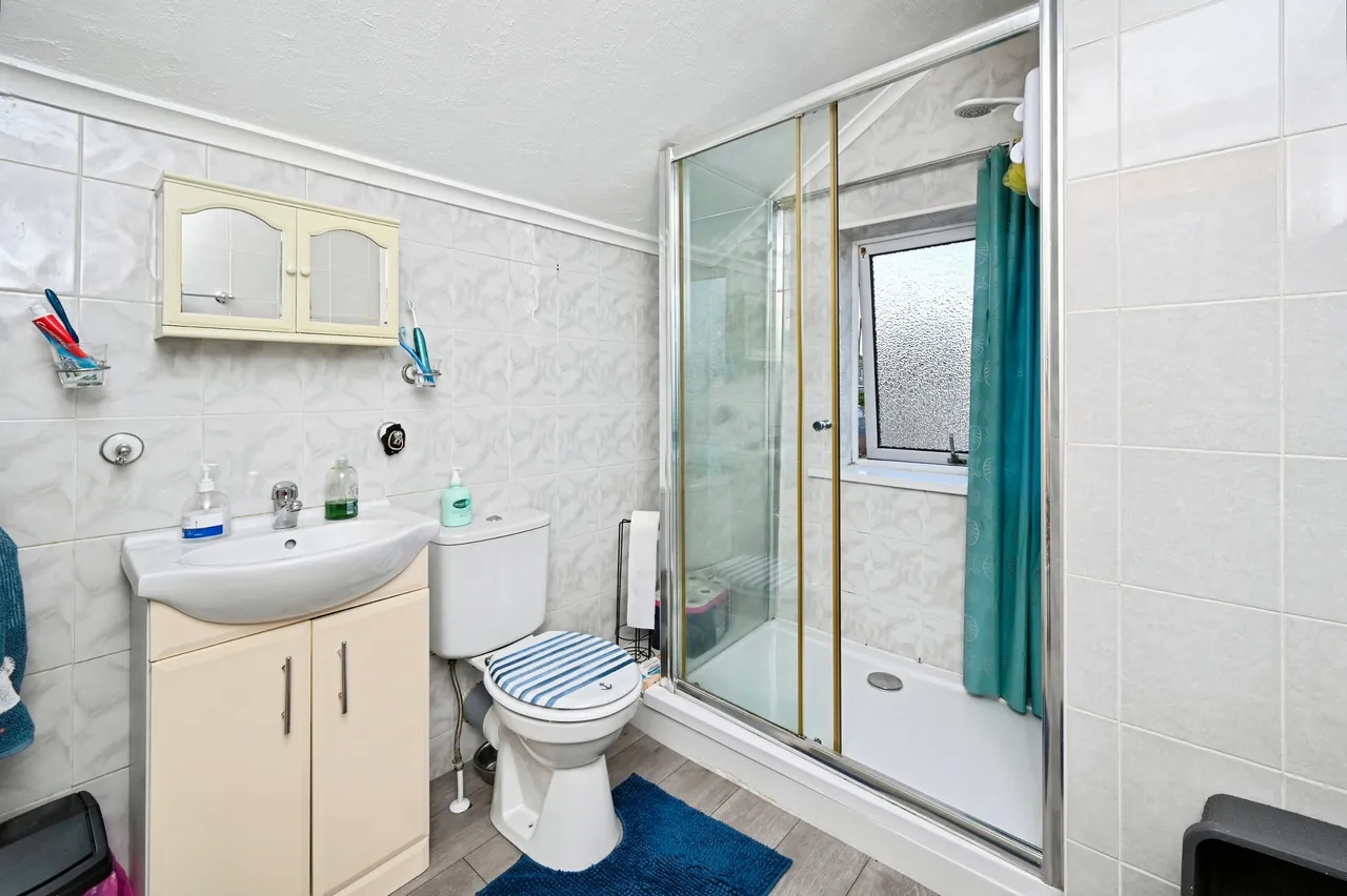 Victoria Road, Kirkby-In-Ashfield, NG17, photo 14