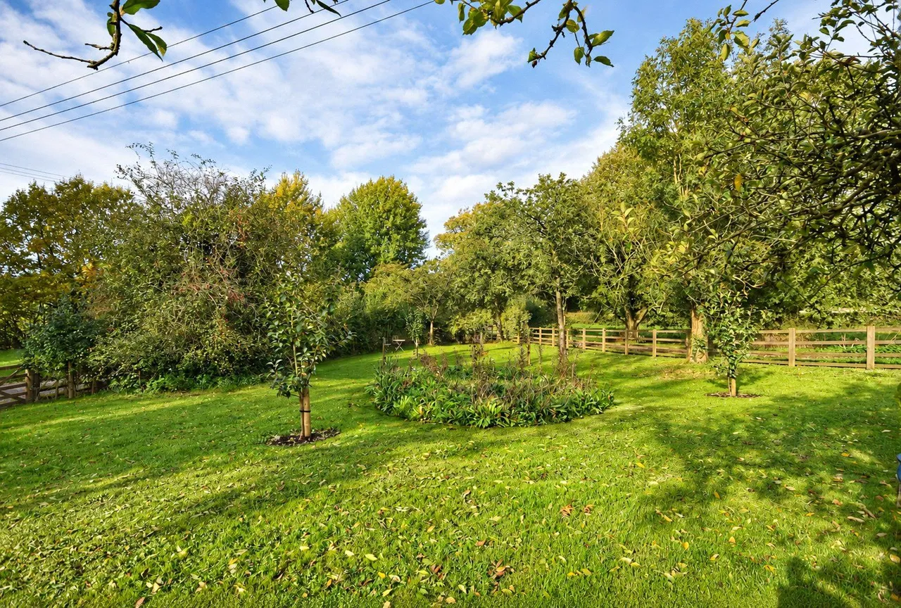 Henthorn Road, Clitheroe, BB7, photo 13