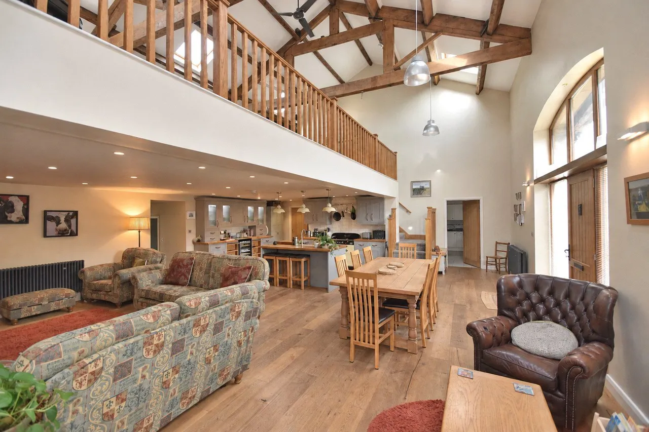 Henthorn Road, Clitheroe, BB7, photo 6