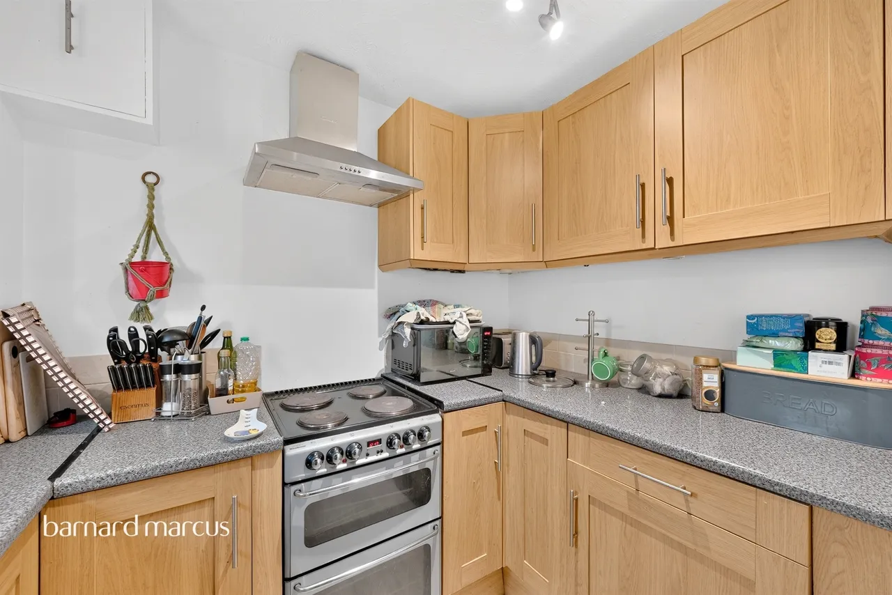 Rosemary Lane, London, SW14, photo 11