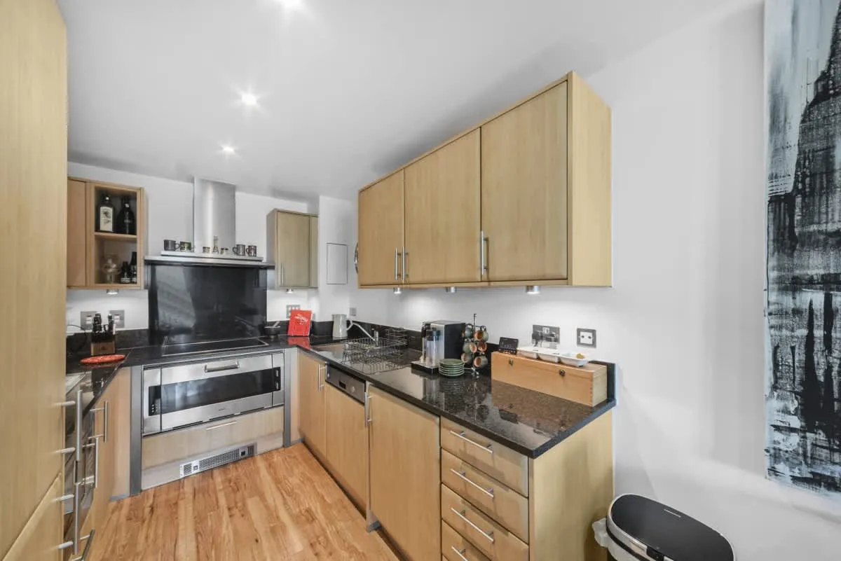 Galleon House, St George Wharf, SW8, photo 8