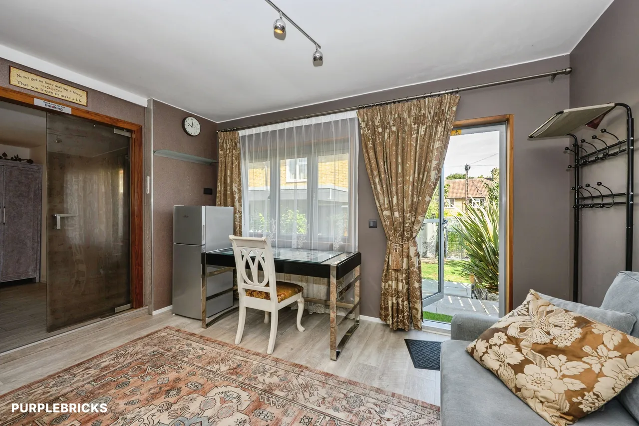 Shaftesbury Road, Carshalton, SM5, photo 19