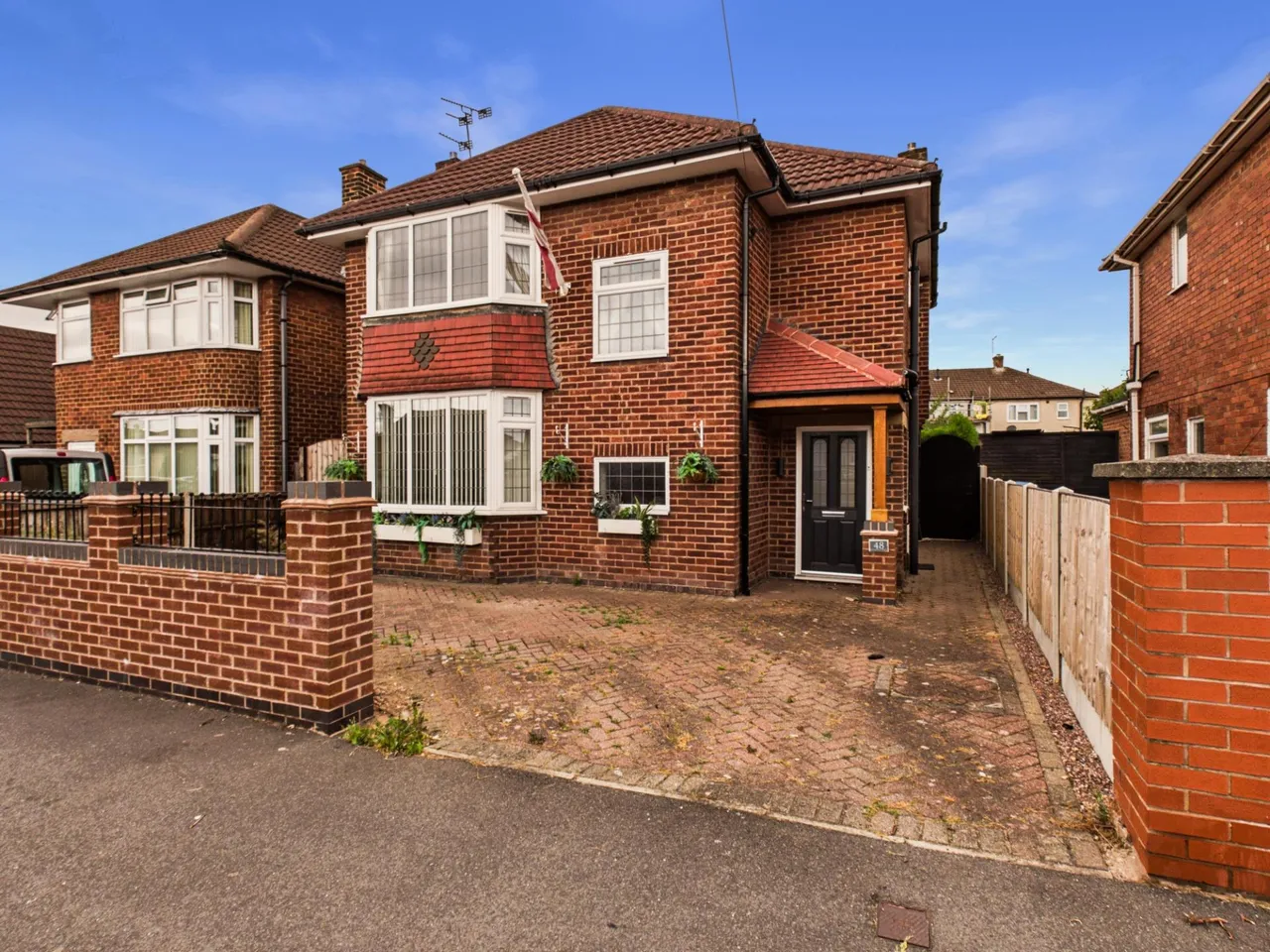 3 bed house for sale, Humbleton Drive, Mackworth, DE22