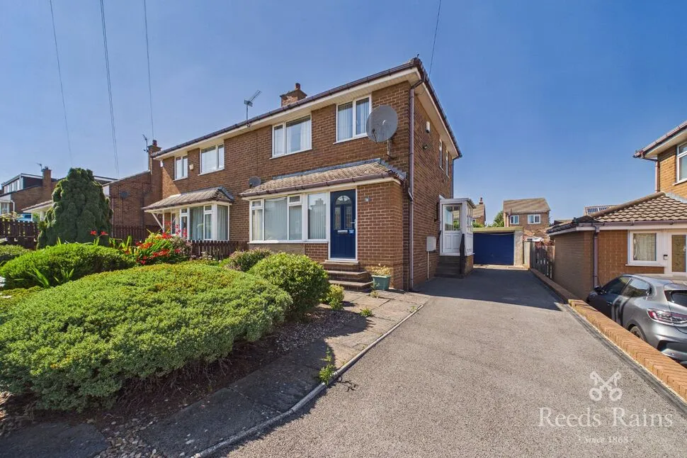 3 bed house for sale — Stratford Close, Golcar, West Yorkshire, HD7