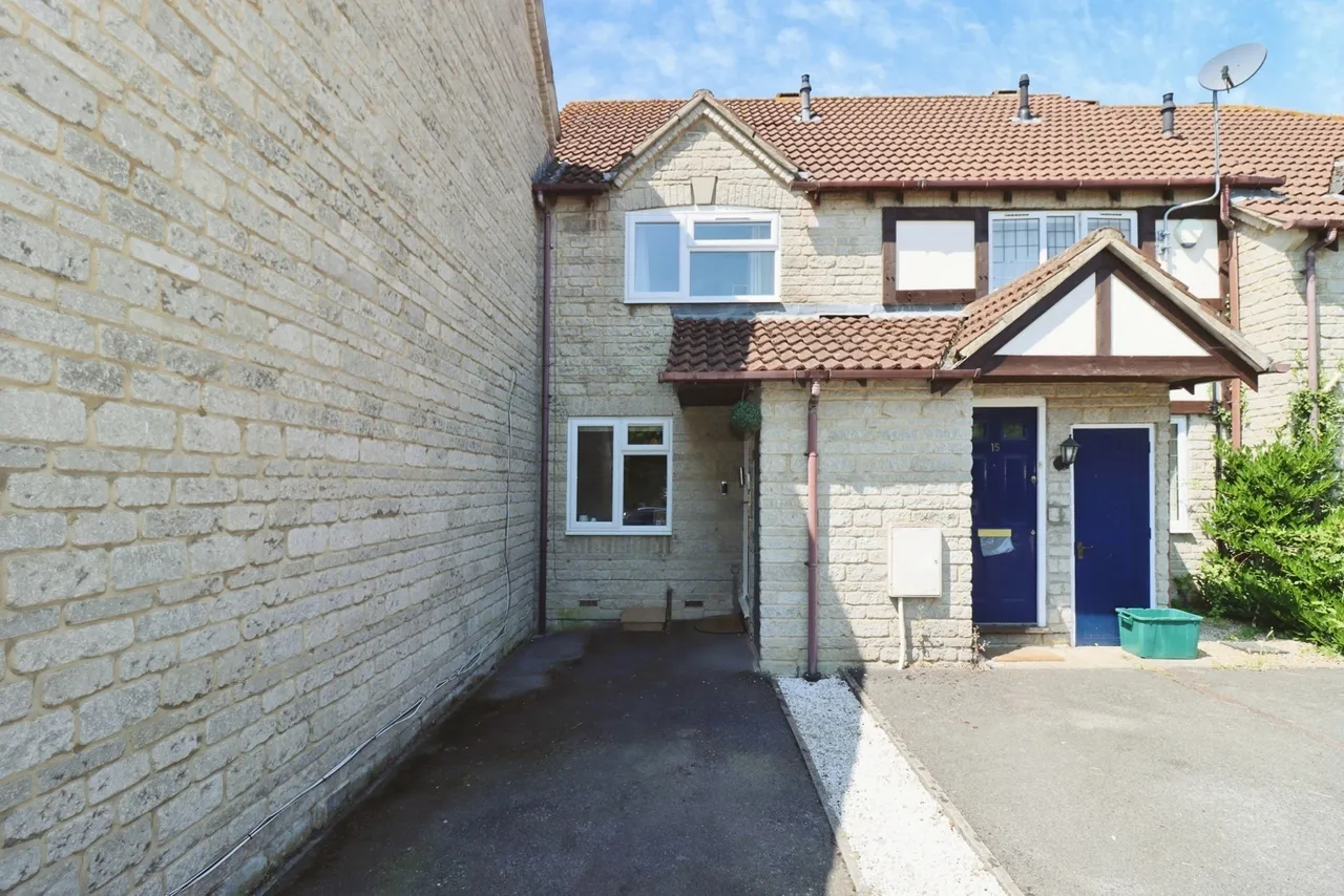 2 bed house for sale — Ferndene, Bradley Stoke, Bristol, BS32