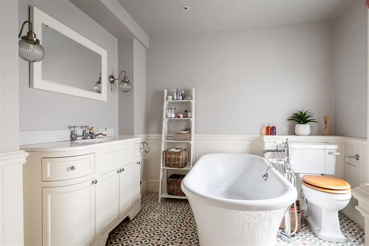 Askew Crescent, London, W12, photo 15