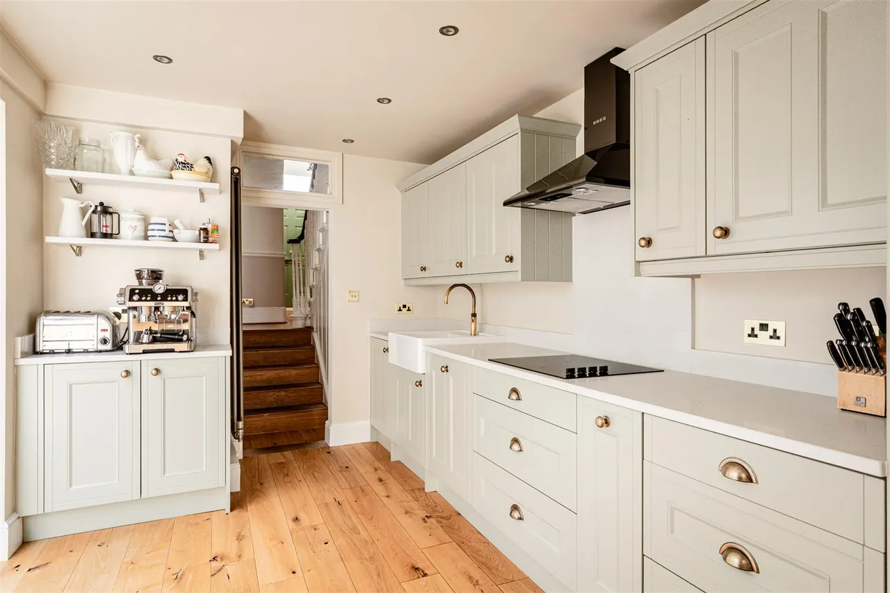 Askew Crescent, London, W12, photo 8