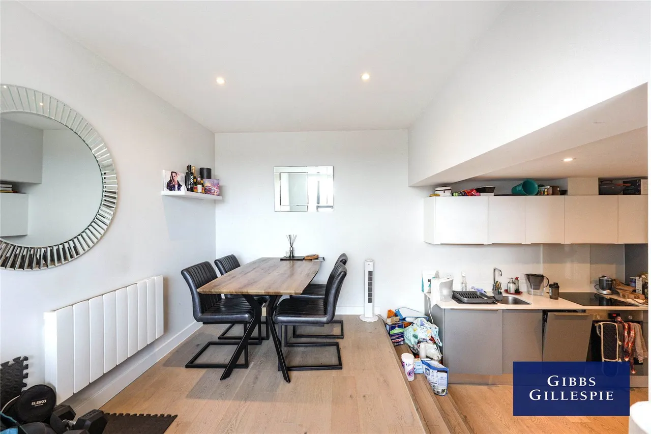Field End Road, Ruislip, HA4, photo 3
