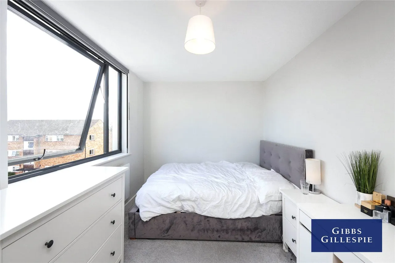 Field End Road, Ruislip, HA4, photo 4