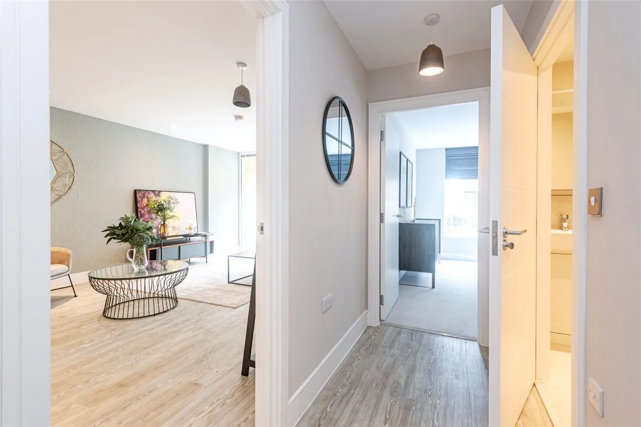 Kings Road, Newbury, RG14, photo 8