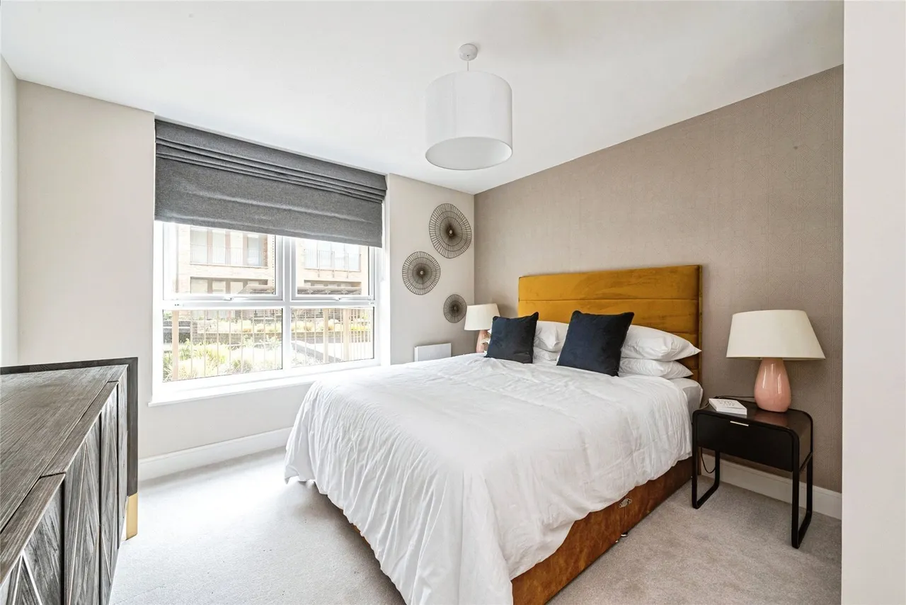 Kings Road, Newbury, RG14, photo 10