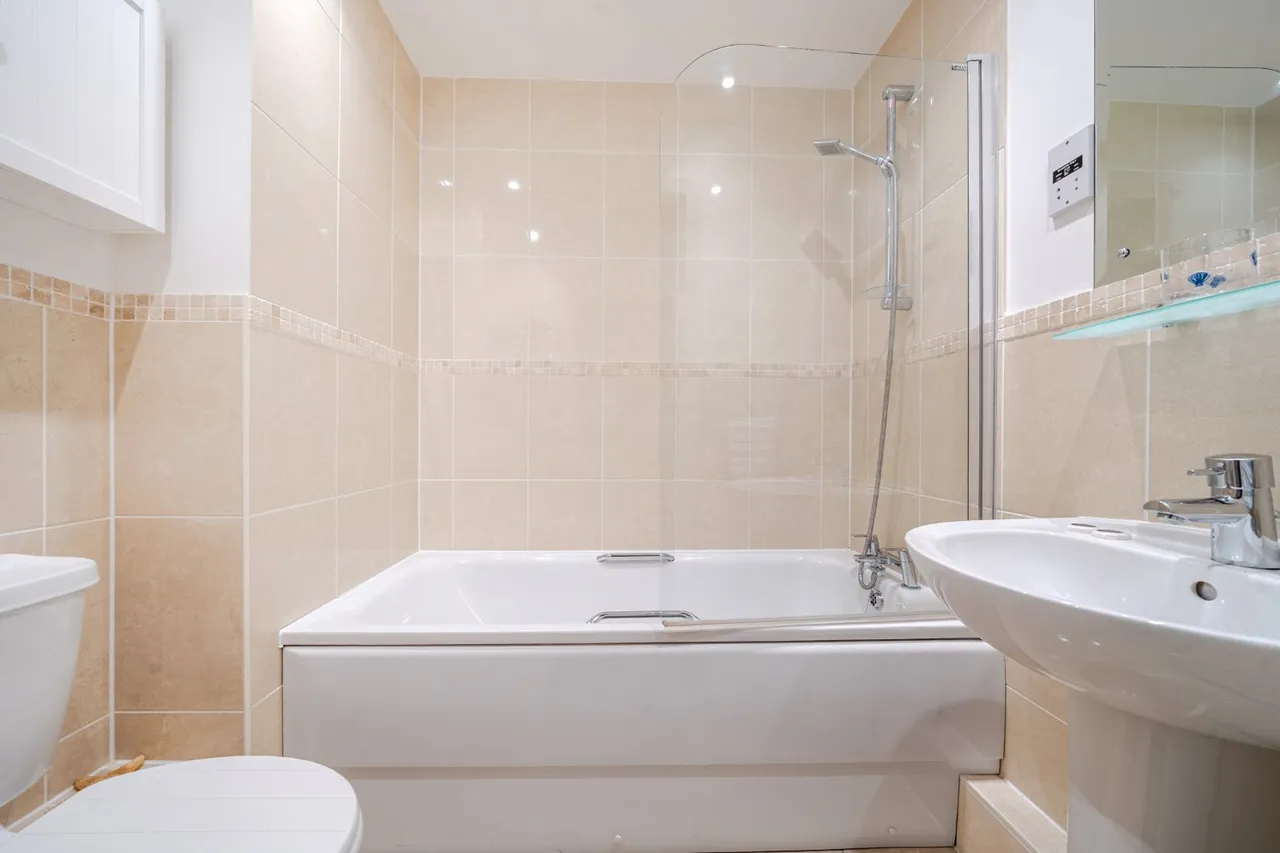 Grove Place, Winchester, SO22, photo 11