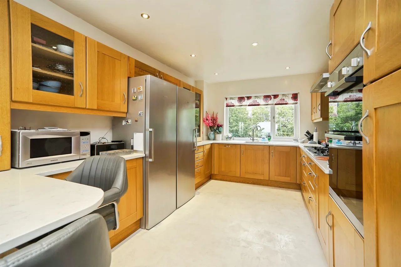 Lees Close, Cullingworth, BD13, photo 10