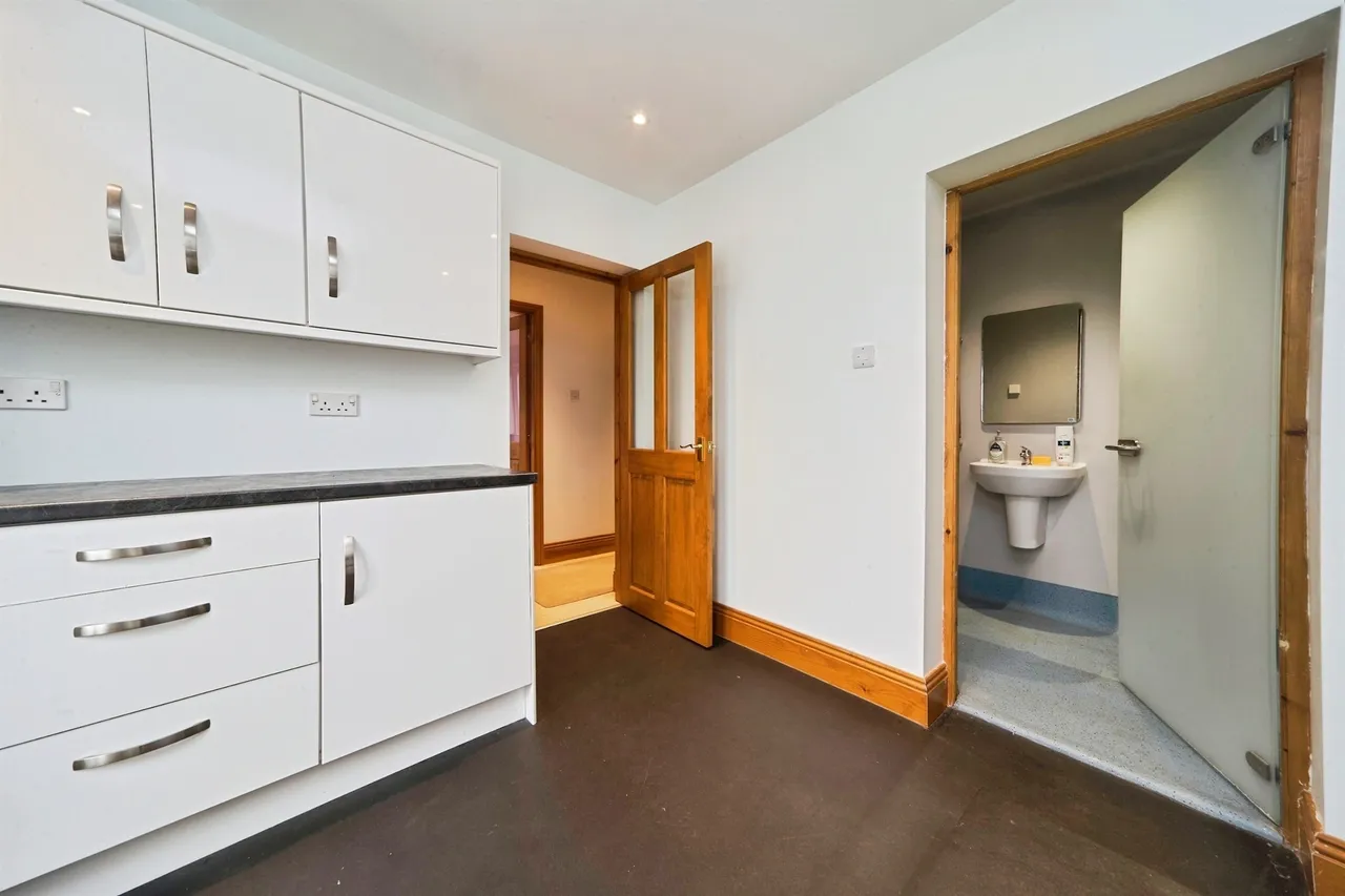 Lees Close, Cullingworth, BD13, photo 6