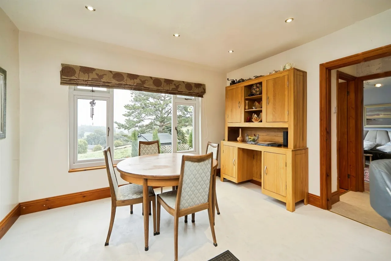 Lees Close, Cullingworth, BD13, photo 13