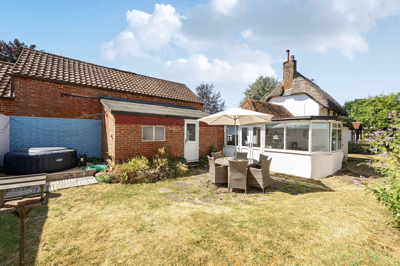 Newton Toney, Salisbury, SP4, photo 12